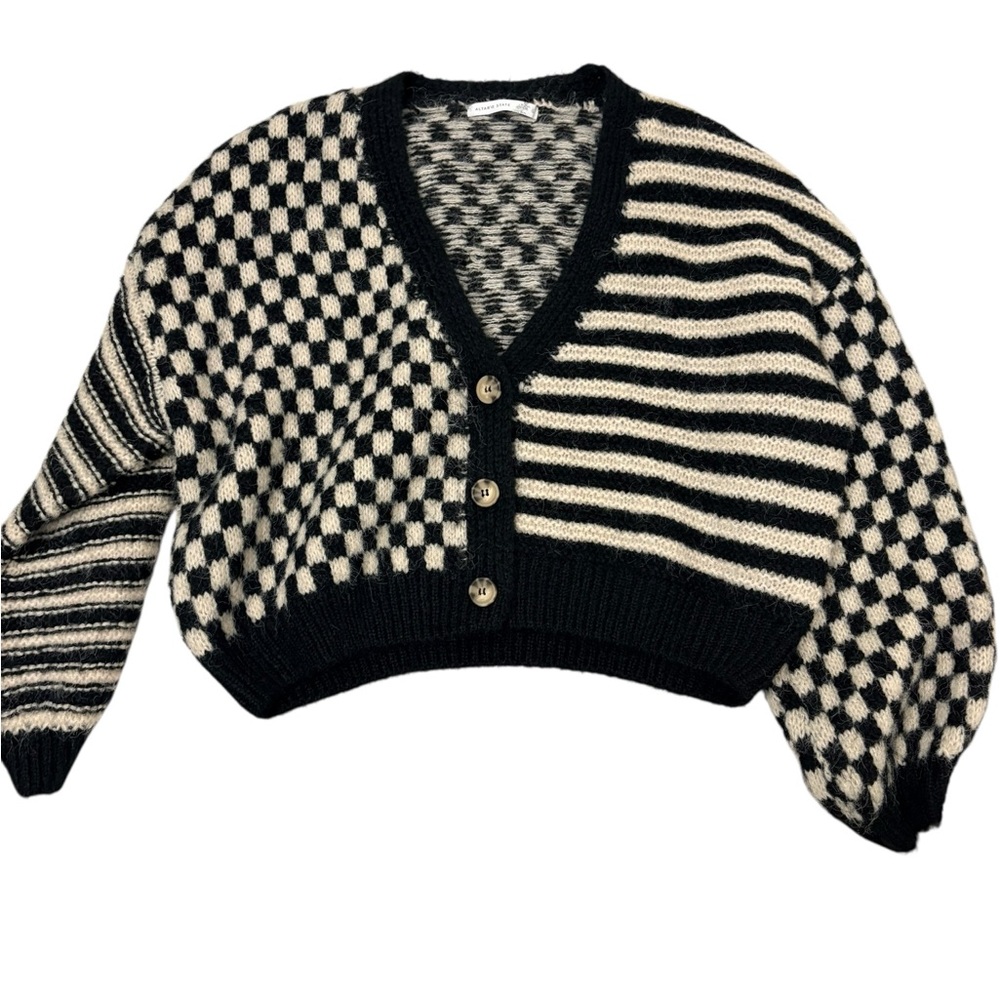Altar'd State Claudia Checkered Cardigan at Mall of America size Large - Picture 7 of 10